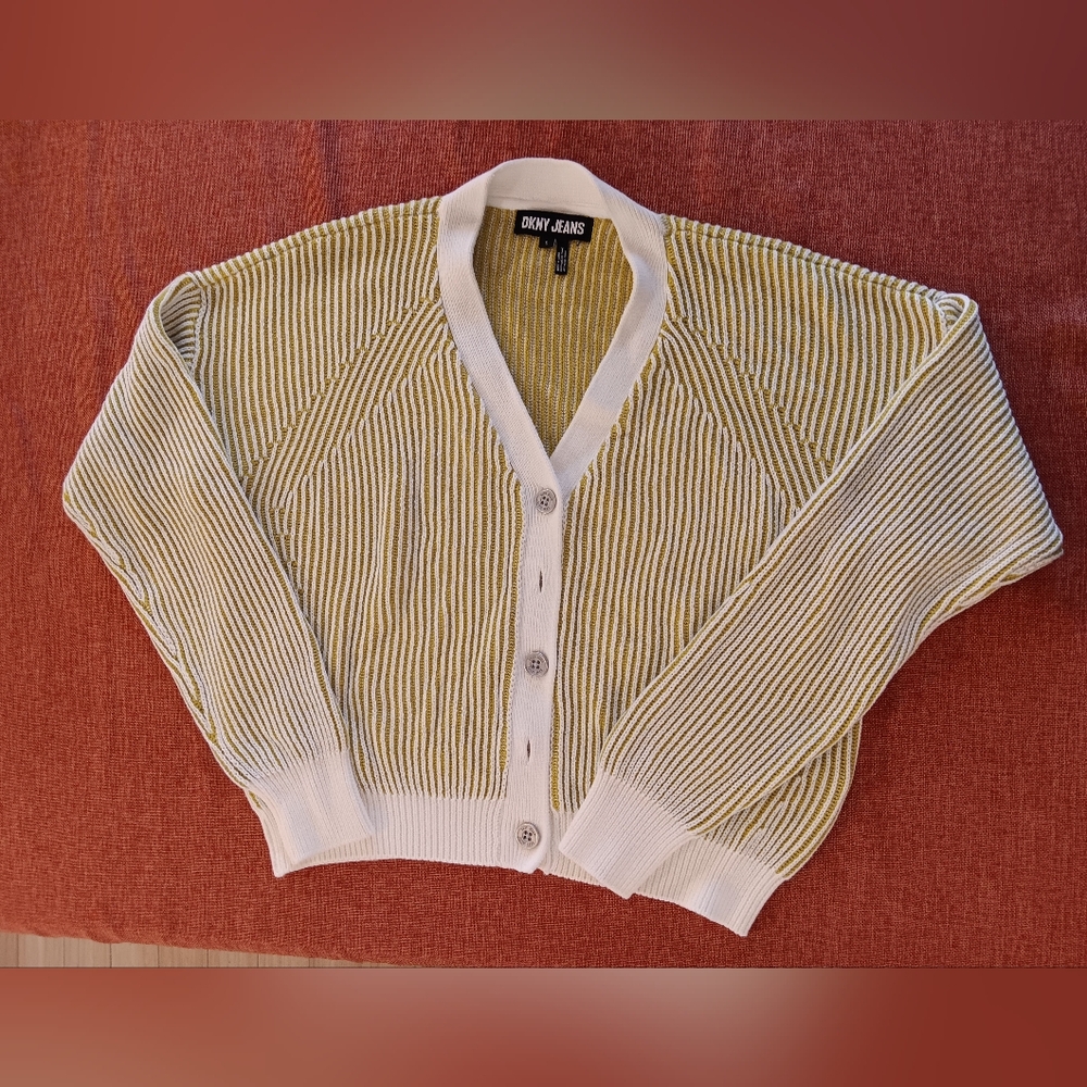 DKNY Jeans Size Small Cotton Sweater New Without Tags